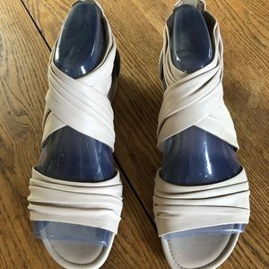 Women’s Ecco flat dress sandals EU 42